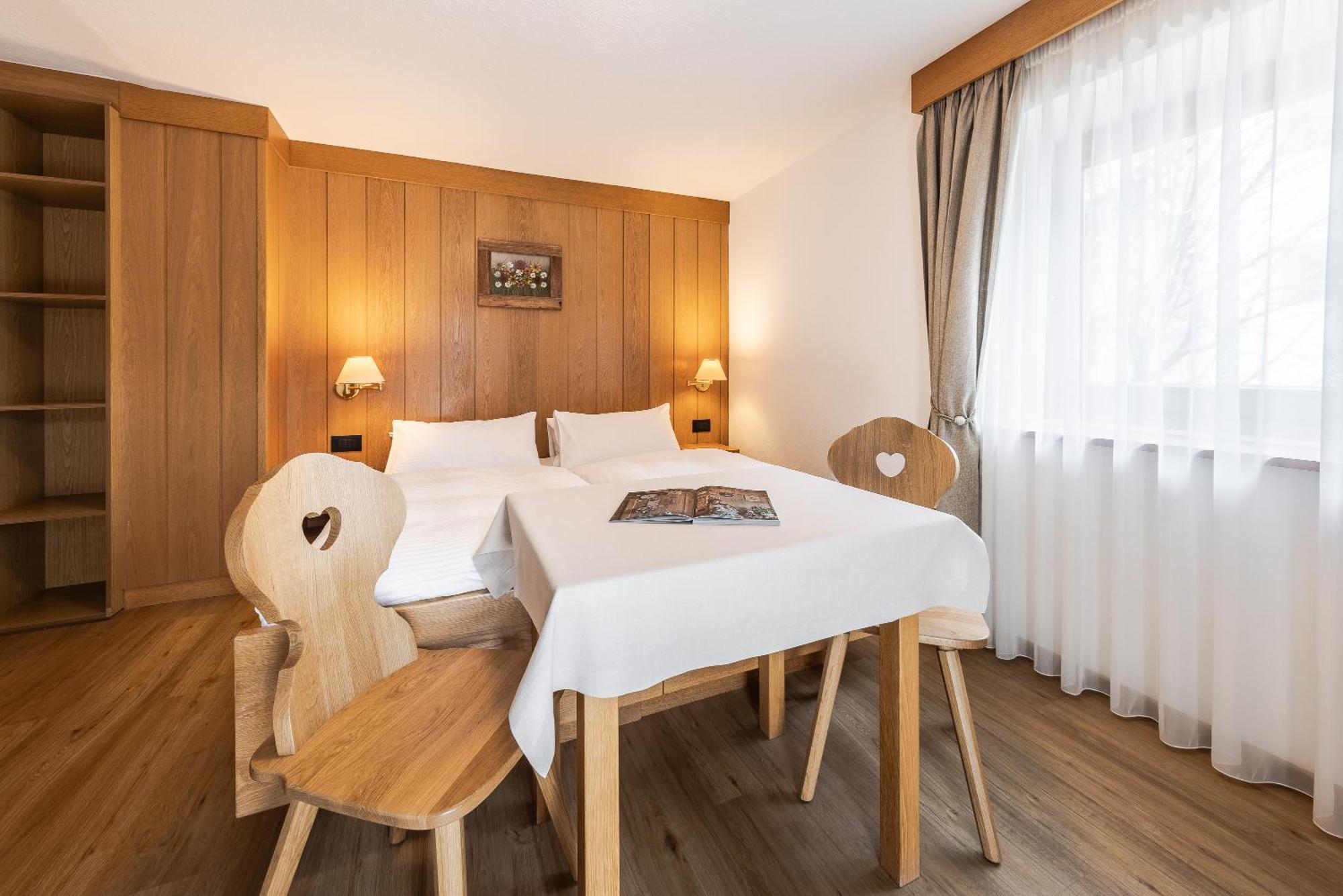 Villa Resi B&B Corvara In Badia Eksteriør bilde