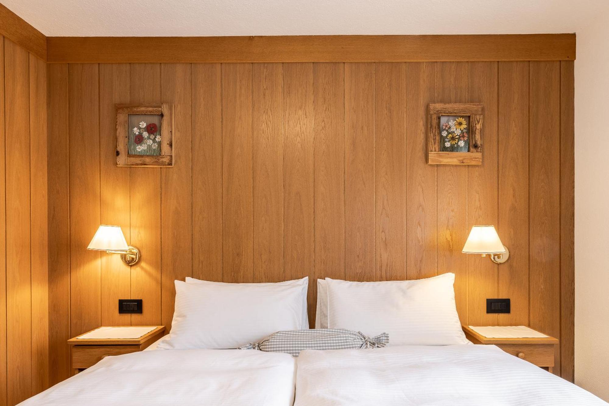 Villa Resi B&B Corvara In Badia Eksteriør bilde