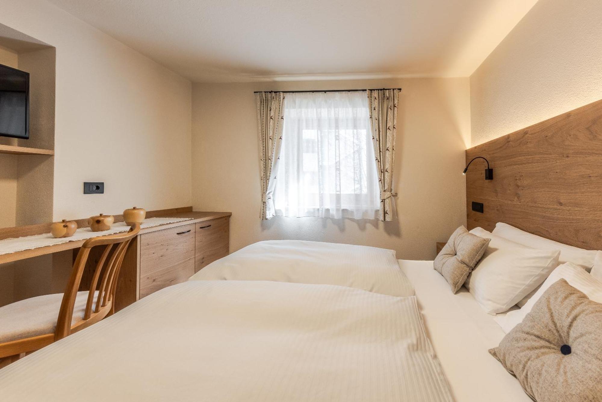 Villa Resi B&B Corvara In Badia Eksteriør bilde