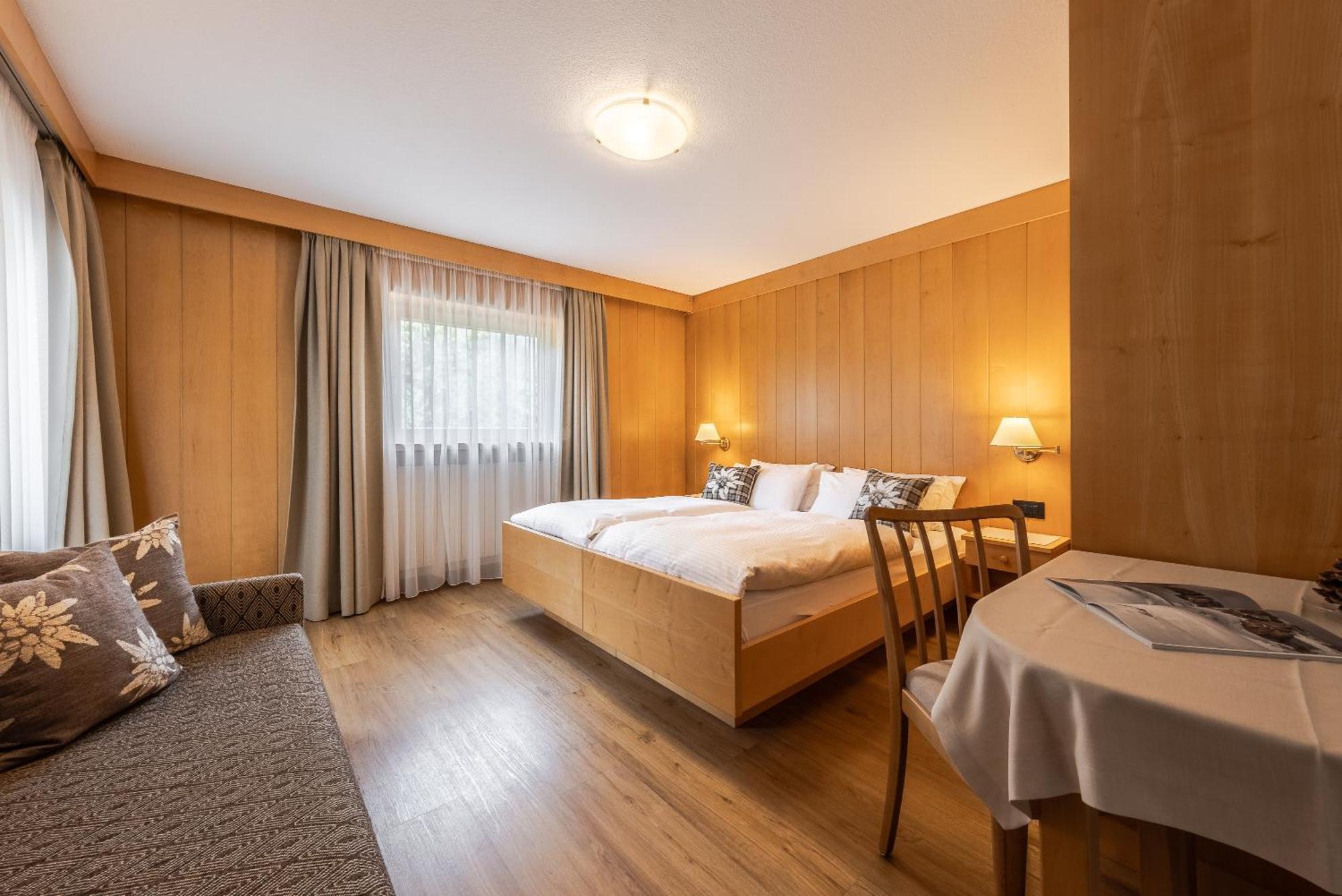 Villa Resi B&B Corvara In Badia Eksteriør bilde