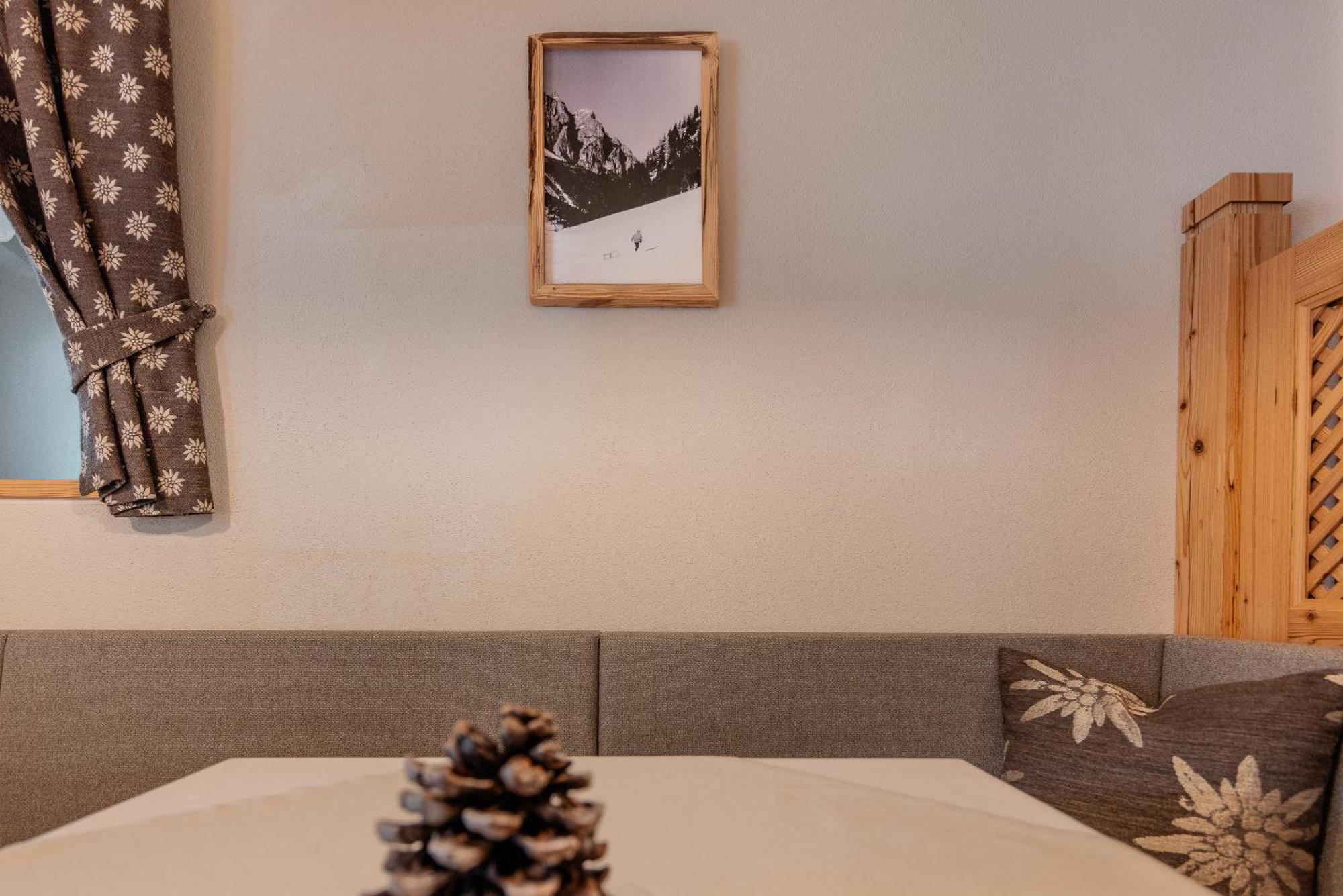 Villa Resi B&B Corvara In Badia Eksteriør bilde